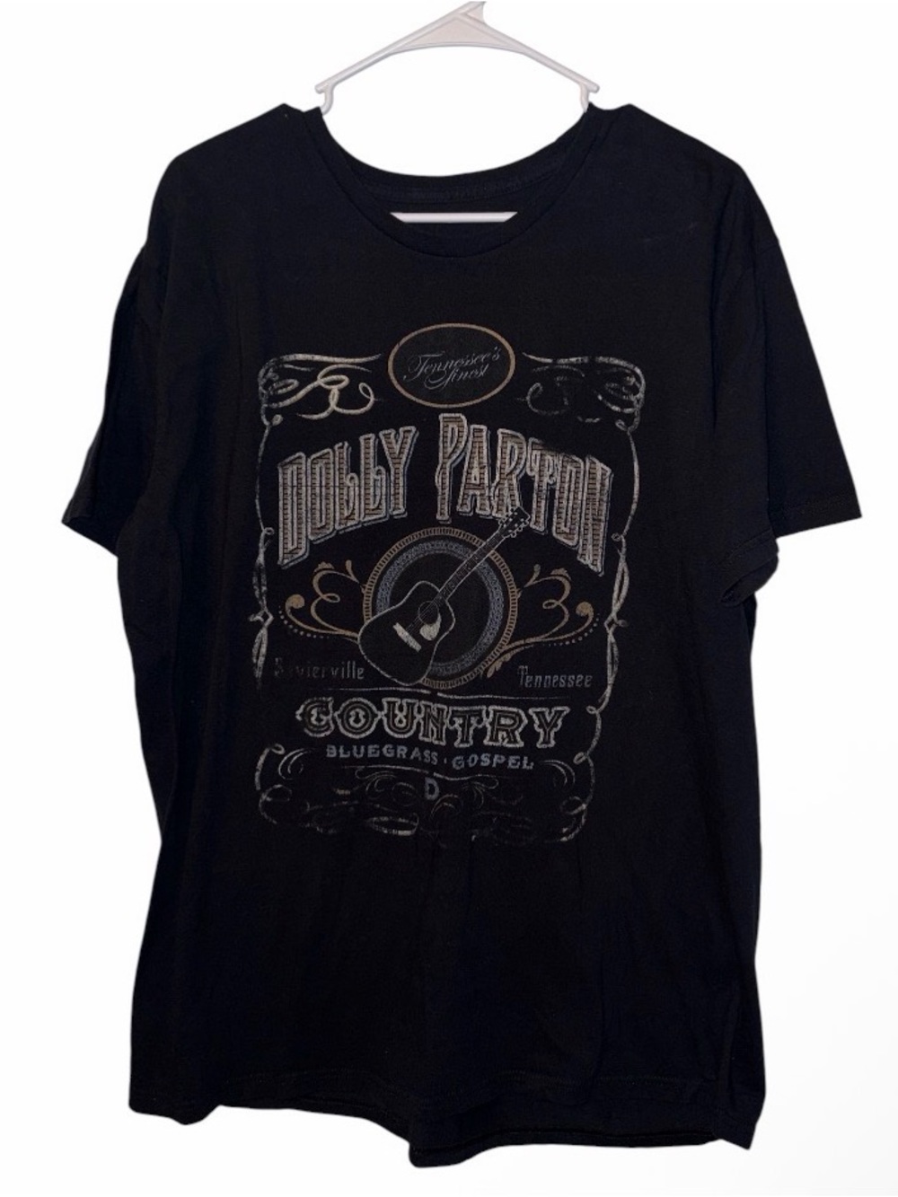 Dolly Parton Whiskey Label Classic T-Shirt - Picture 2 of 6